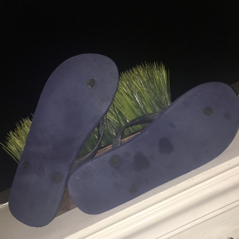 Divided Men’s Flip Flops 44/45 11 - Picture 2 of 2